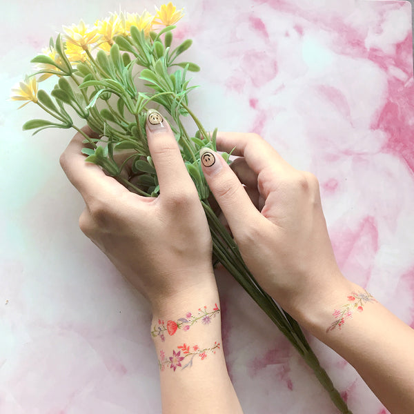 Flower Chain Metallic Temporary Tattoo